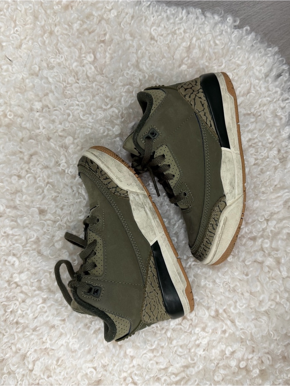 Kids Olive Green Retro Jordan’s